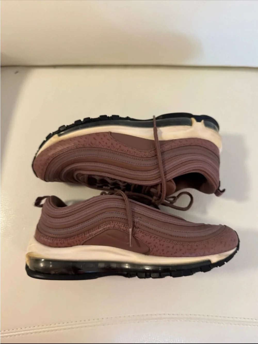 NIKE WOMEN’S AIR MAX 97